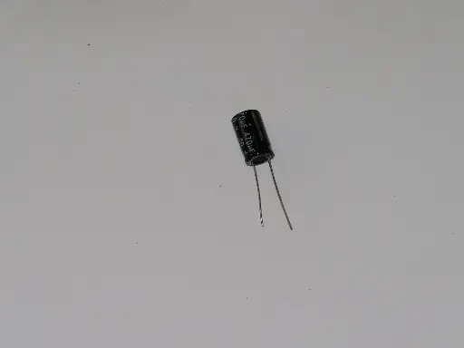 [AB.AF00119] Condensador 470uF eletrolítico